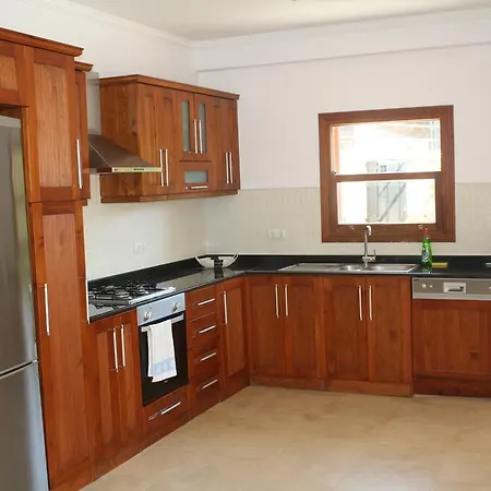 Villa Sea Front Soveda *